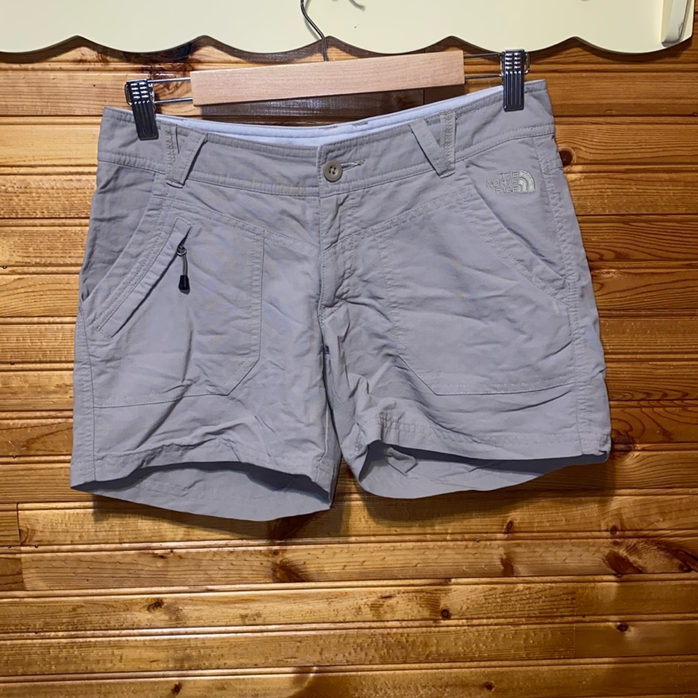 North Face Shorts - Picture 2 of 10